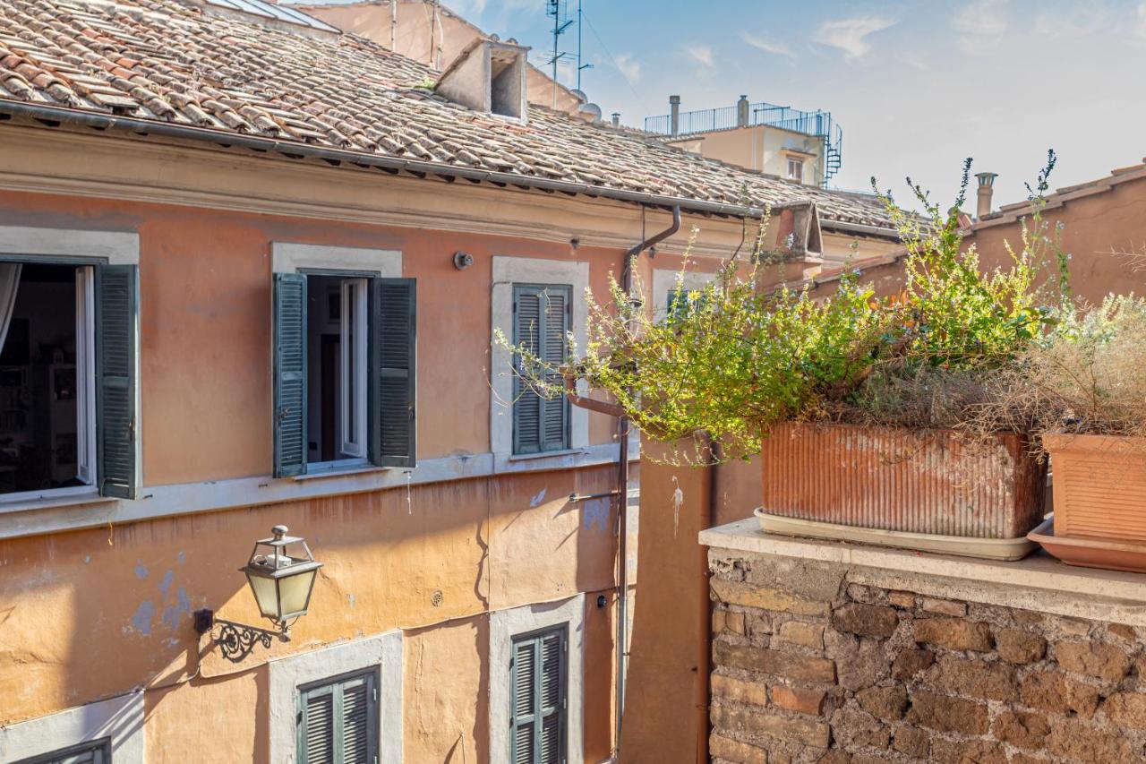 Emma - Lovely Suite In Trastevere Rom Exteriör bild